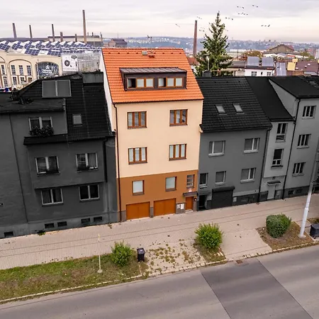 Borska *